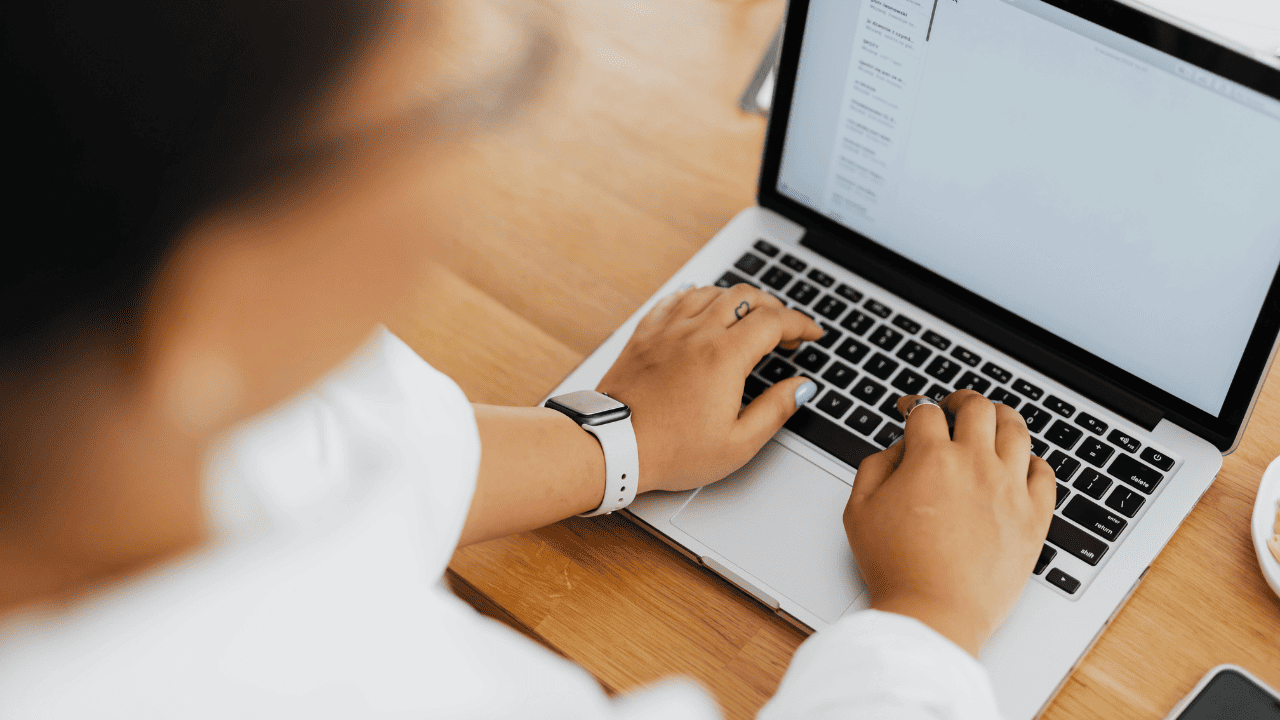 3P Formülü (Praise-Picture-Push): İltifat Odaklı Copywriting Tekniği